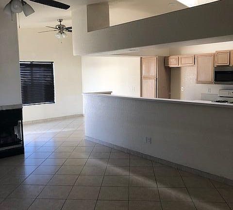 3rd image of 3490 Chemehuevi Blvd