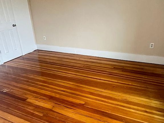 5th image of 45-49 Vernon St #845-855-5L