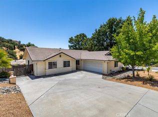 1200 Windsong Way, Paso Robles, CA 93446