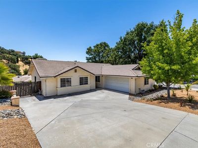 1200 Windsong Way, Paso Robles, CA, 93446
