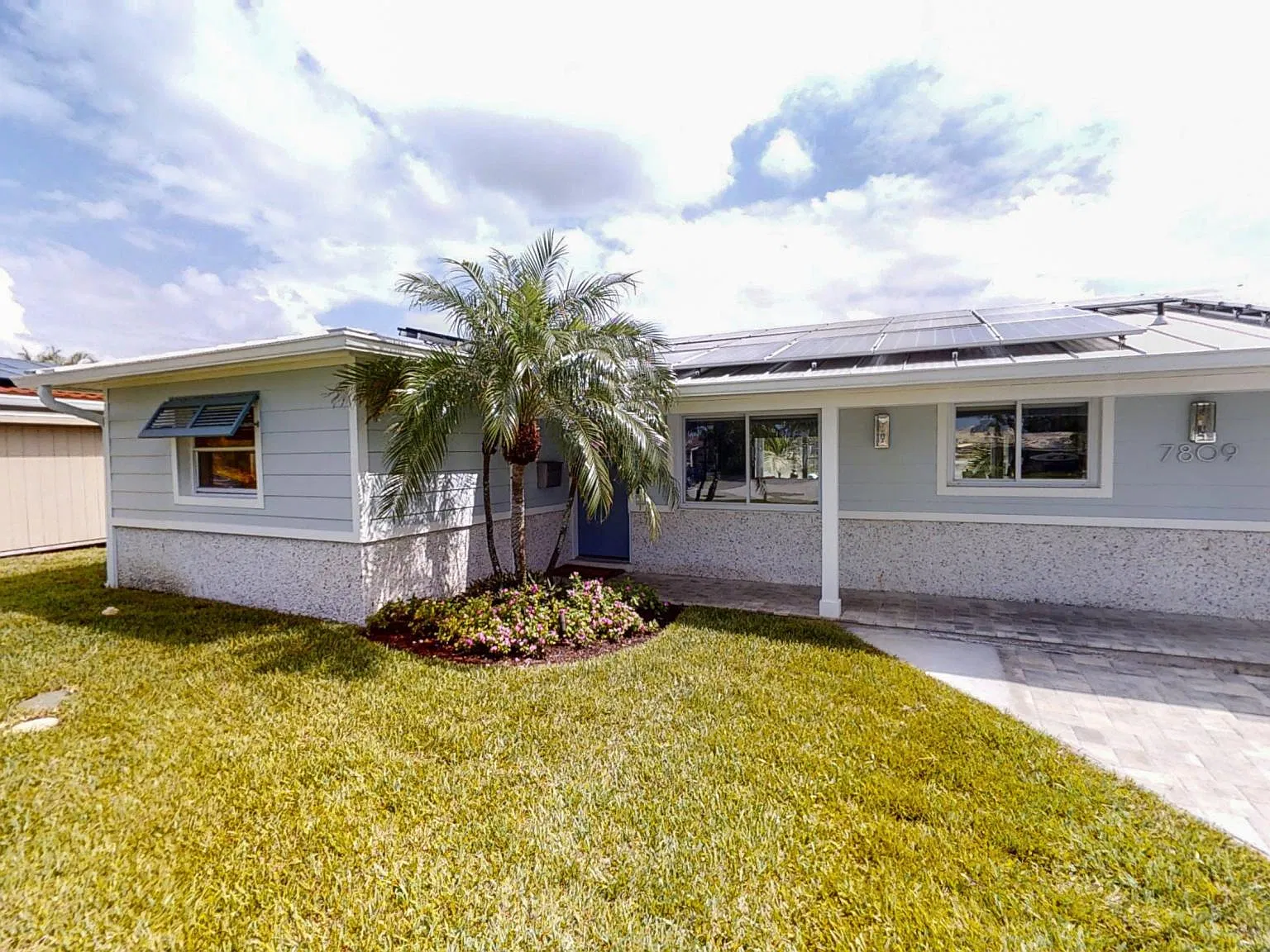 2 bed, 1600 sqft, $13,000 — Photo 1