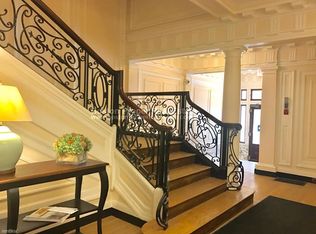 403 Commonwealth Ave #6E, Boston, MA 02215