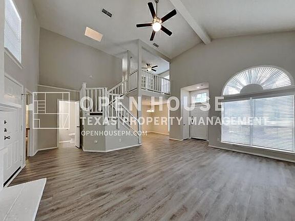 4th image of 2307 Bennington Dr