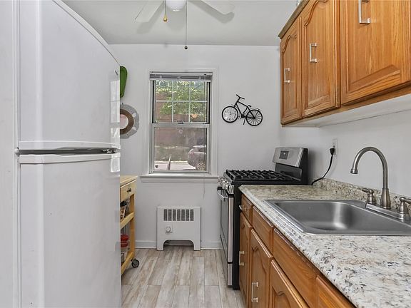 3rd image of 165 Columbus Ave APT 1B