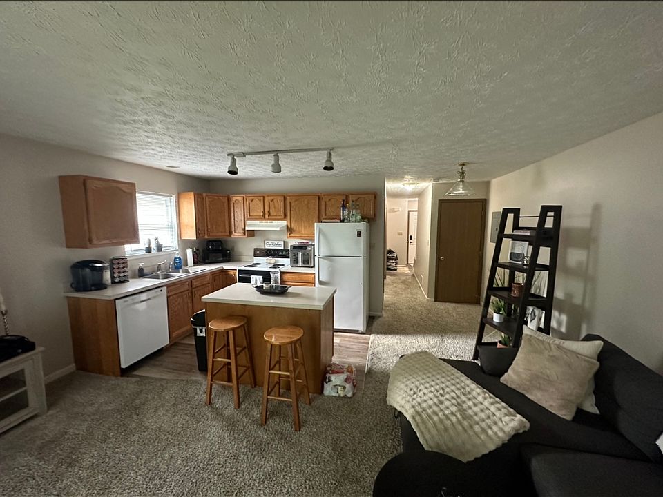 1st image of 1462 Brimfield Dr
