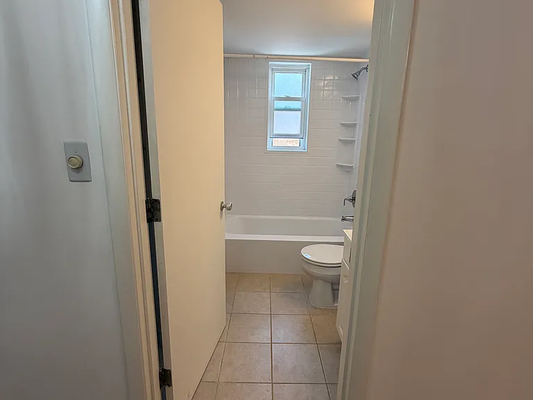 711 Purcell Ave #4 — Photo 8