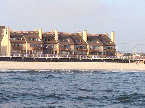 2nd image of 625 Oceanfront #A