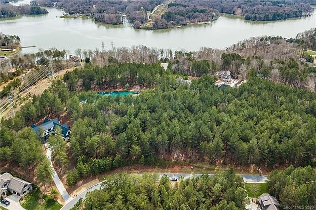 1st image of 3021 Lake Pointe Dr