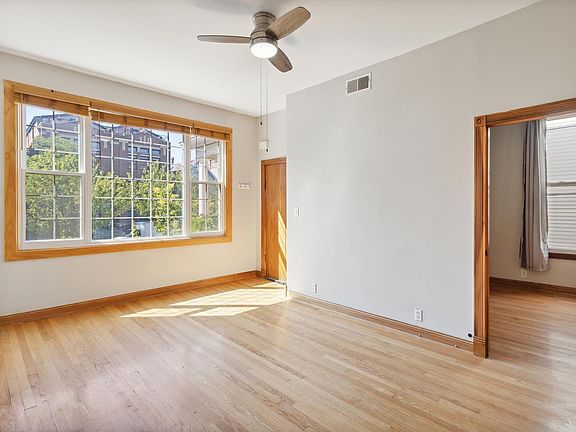 2nd image of 2527 N Ashland Ave #2