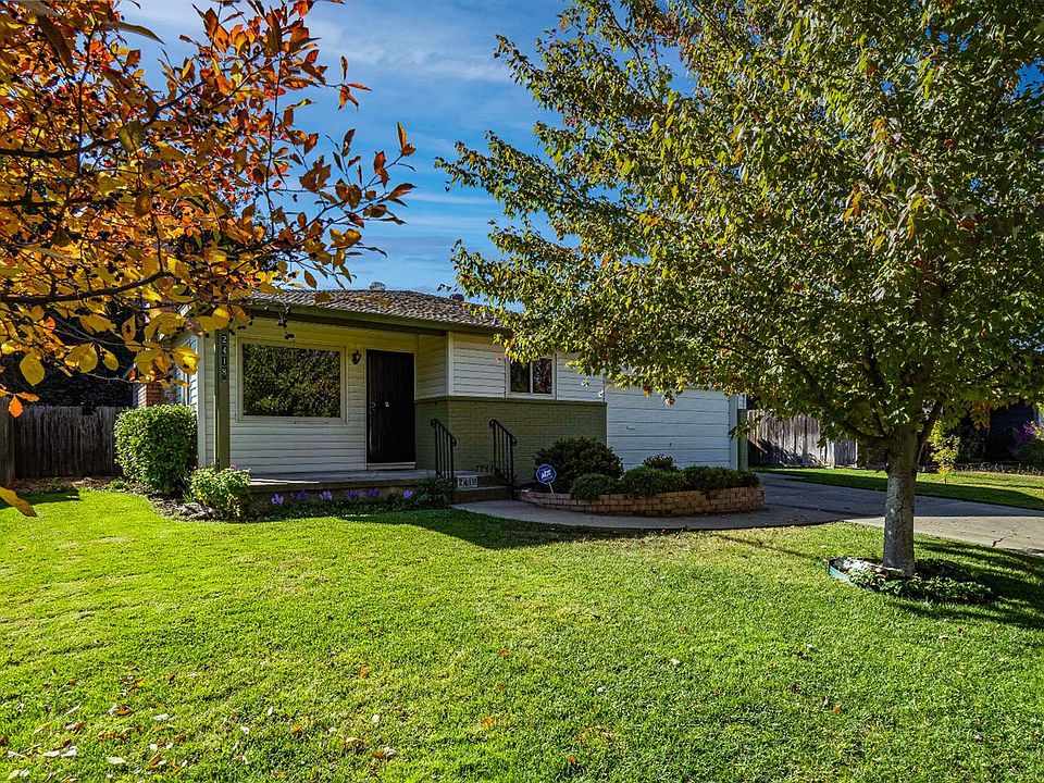 1st image of 2418 Catalina Dr