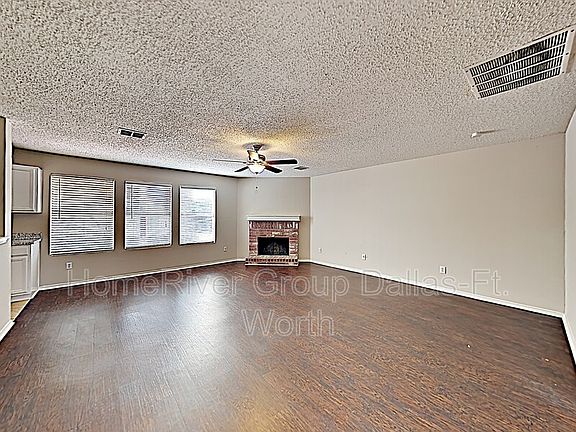 2nd image of 2927 Santa Sabina Dr
