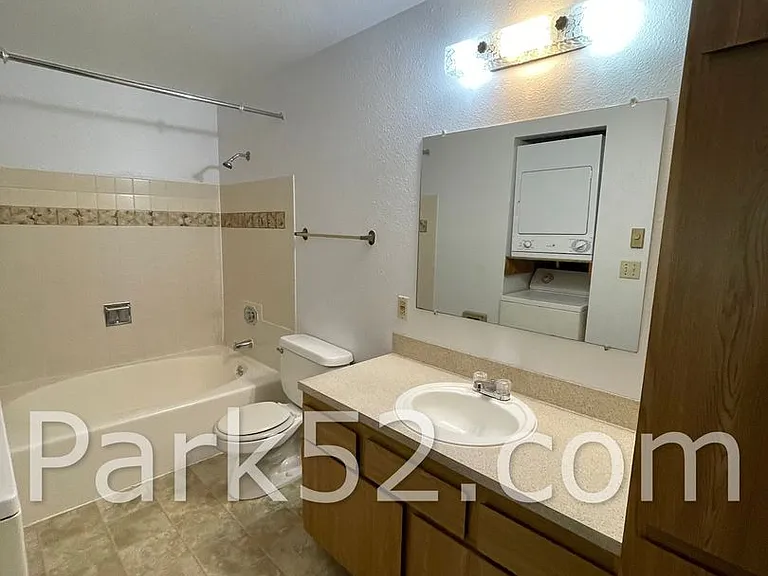 5001 S Orchard St #C — Photo 16