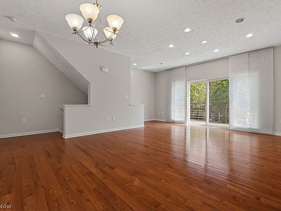 5th image of 1268 W 74th St