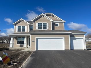 1157 Woods Creek Dr S, Delano, MN 55328