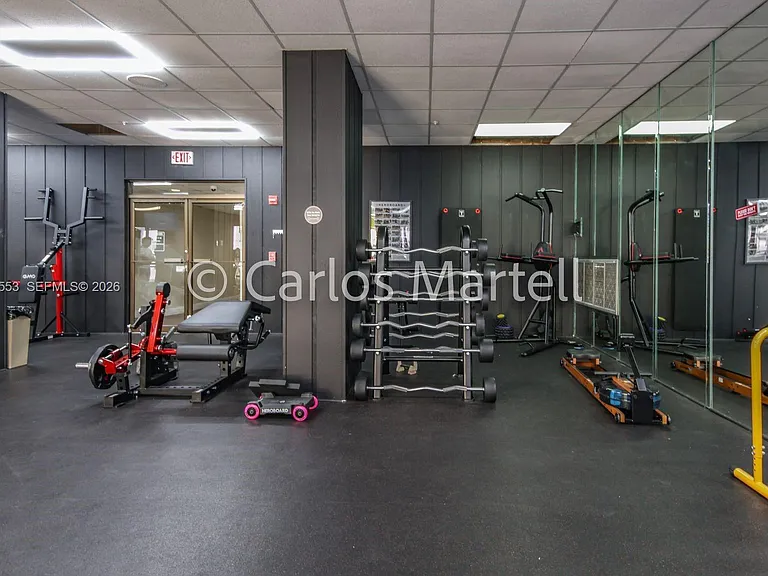 2780 NE 183rd St #1 — Photo 29