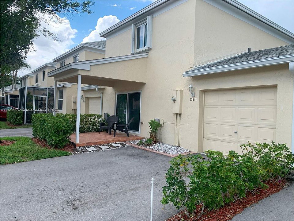 1st image of 10911 Jewel Box Ln