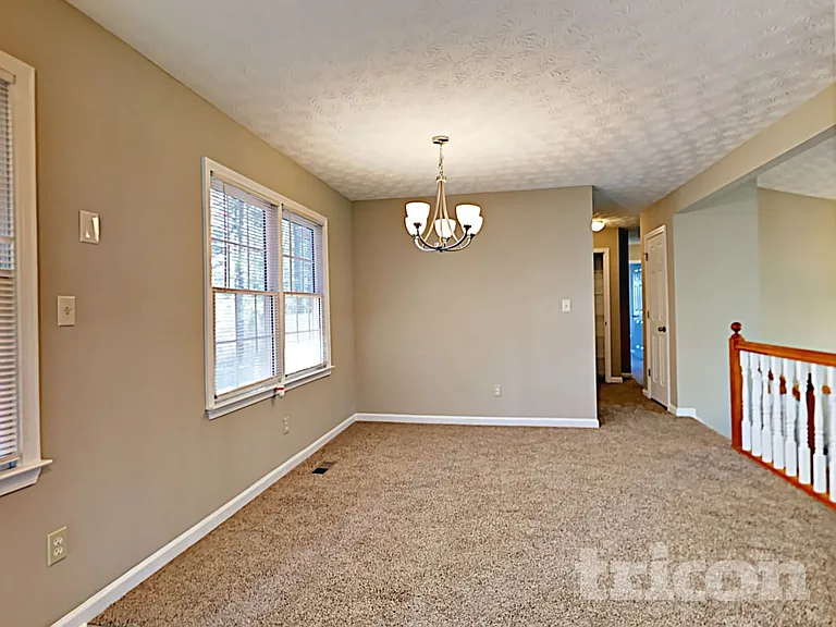 247 Stevenson Trl — Photo 10