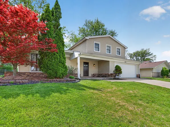 525 Revere Ave, Westmont, IL 60559