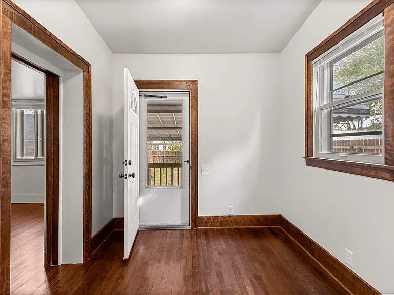 8804 Mason Pl — Photo 35