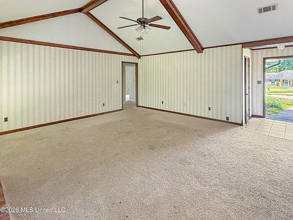 2nd image of 328 Park Ln