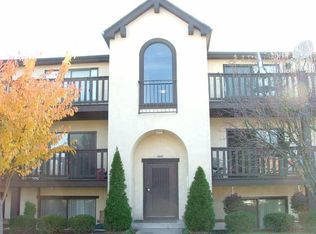 1660 Brownstone Blvd APT 211, Toledo, OH
