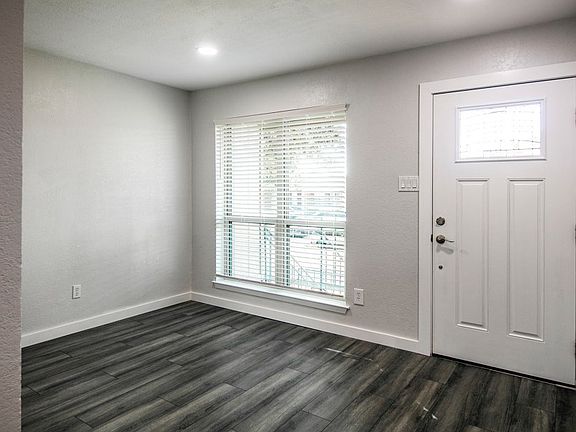 3rd image of 859 S Gun Barrel Ln