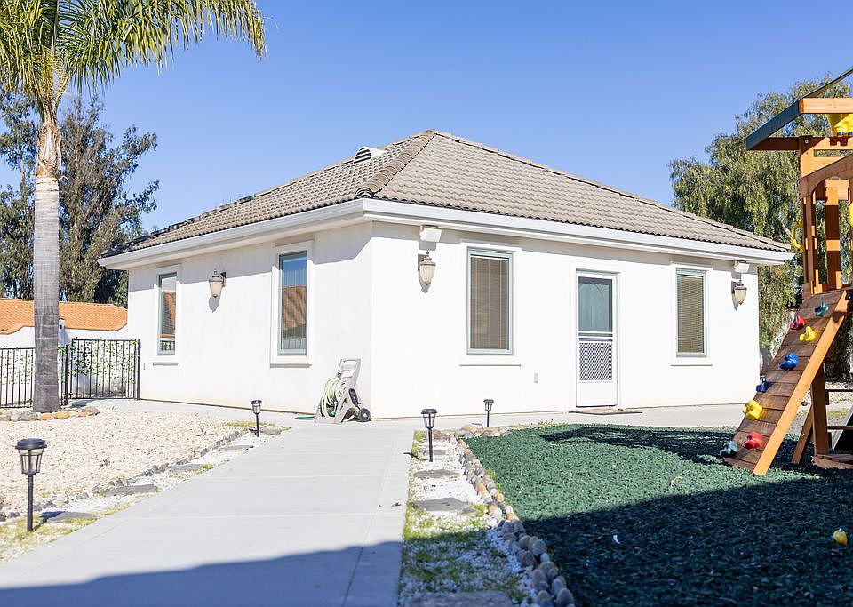 1st image of 1080 Camino Codorniz