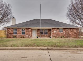 1336 Valley Dr, Justin, TX 76247