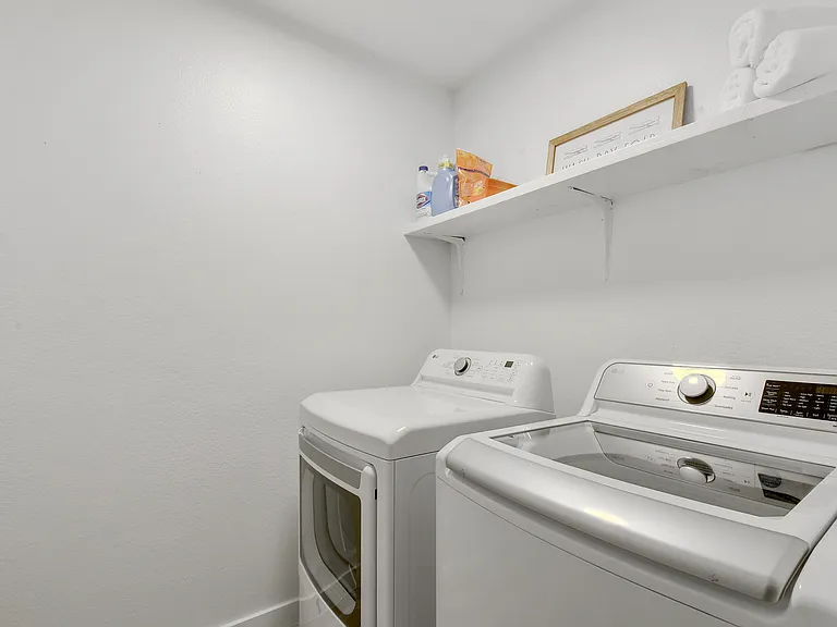5225 Walnut Grove Ct — Photo 11