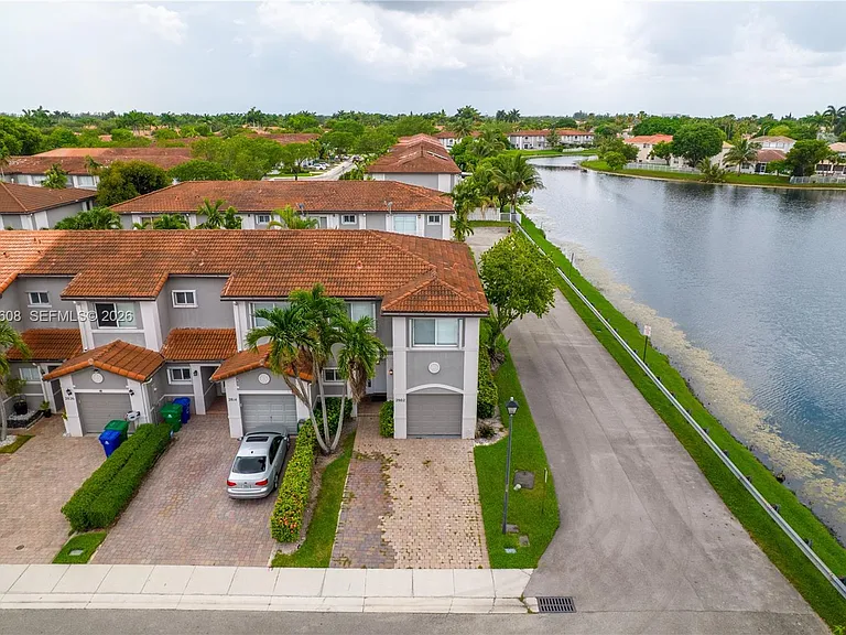 2802 SW 128th Way — Photo 30