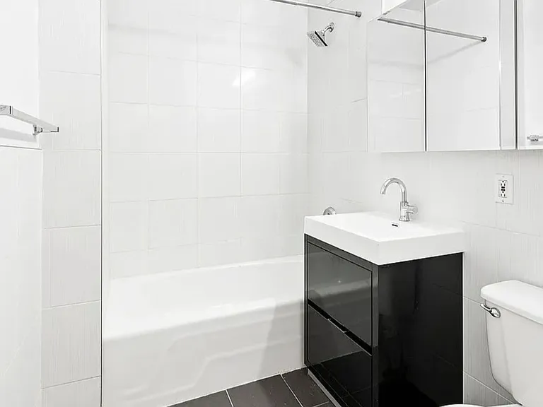 417 E 83rd St #2B — Photo 5