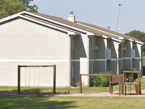 2nd image of 378 S Poplar St #378