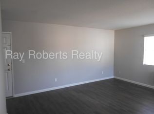 3609 Farquhar Ave, Los Alamitos, CA 90720