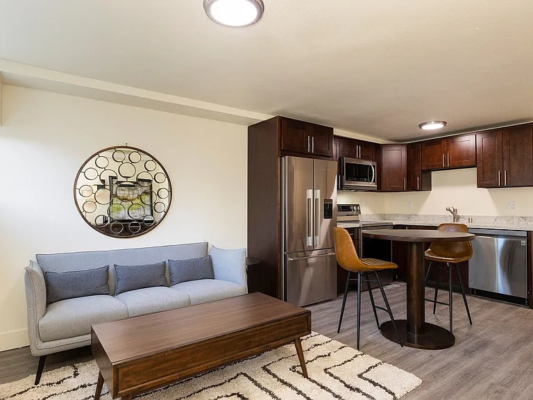 Ballard Seattle 3 Bedroom Apartment for Rent | In-Unit Laundry, Pet Friendly, Parking Available &... — Photo 2