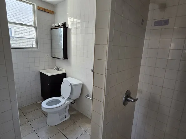 43 West 54th Street image 3 of 5