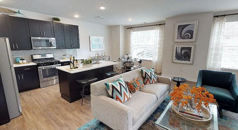 Bayside Cove — Photo 1