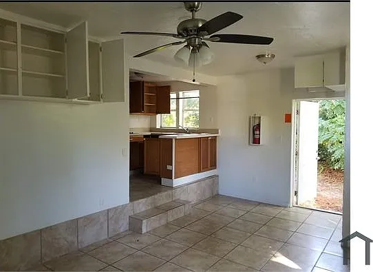 Studio, 450 sqft, $900 — Photo 3