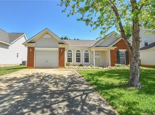 177 Sweetmartha Dr, Mooresville, NC 28115