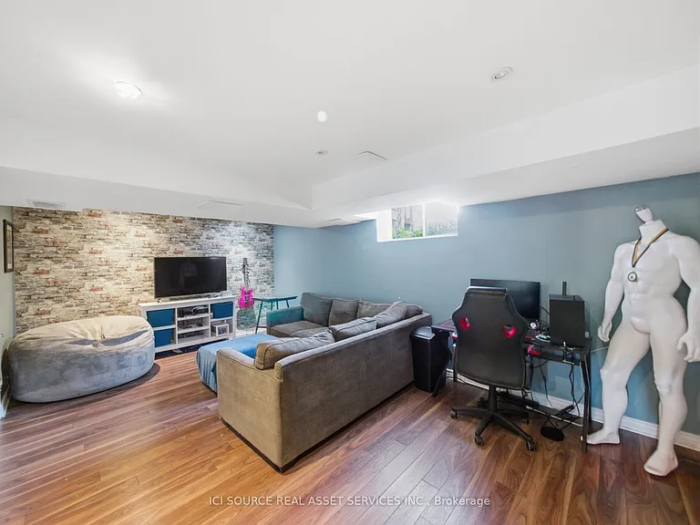 163 Livingston Ave #22 — Photo 21