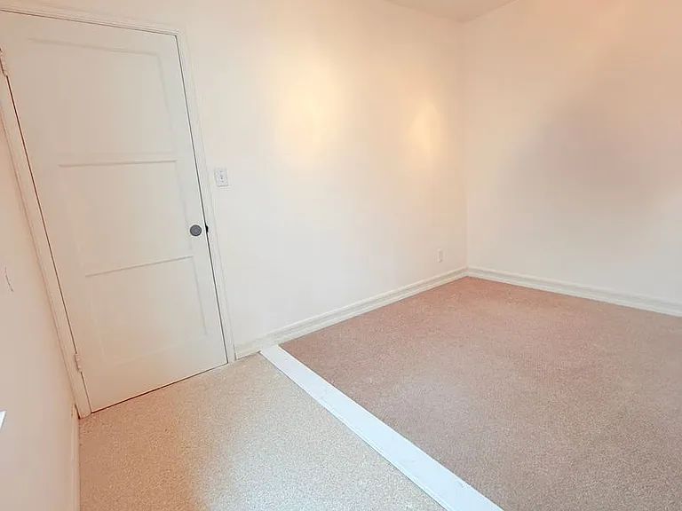 619 W Cypress Ave — Photo 12