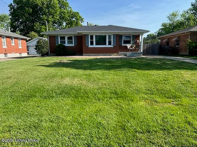 4917 Paramount Dr photo 1