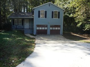 5059 S Woodbridge Trl, Stone Mountain, GA 30088