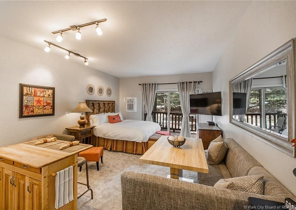 1st image of 2325 Sidewinder Dr #808