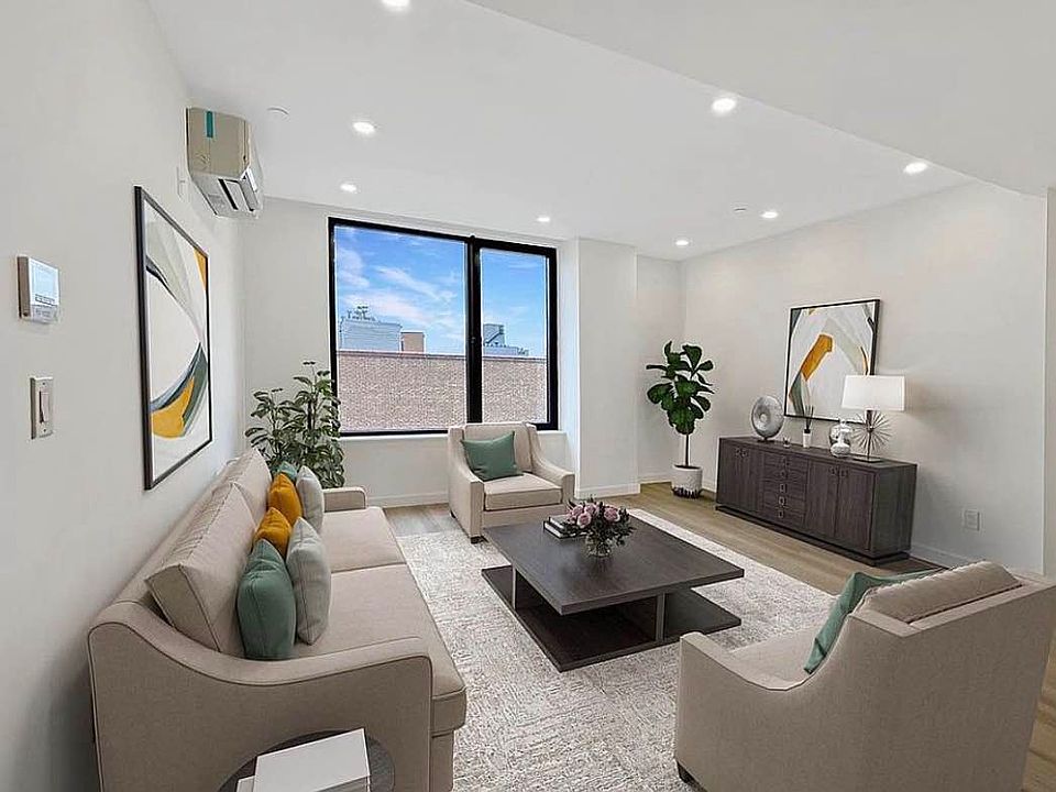 1st image of 321 Franklin Ave #4D
