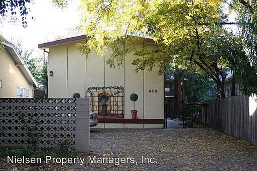 1st image of 608 26th St APT 04