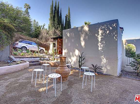 3rd image of 1536 Elevado St