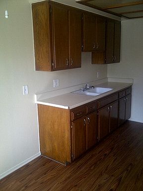 2nd image of 16214 Inglewood Ave APT A