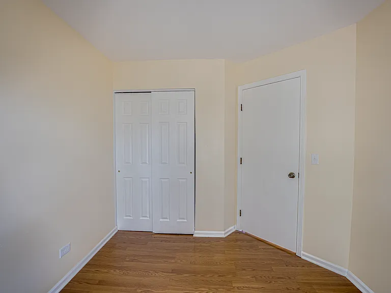 1130 Brockton Ct — Photo 14