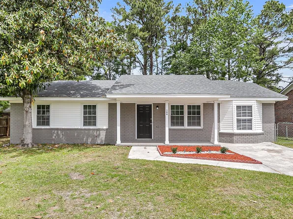 108 Wadmalaw Cir, Summerville, SC 29483