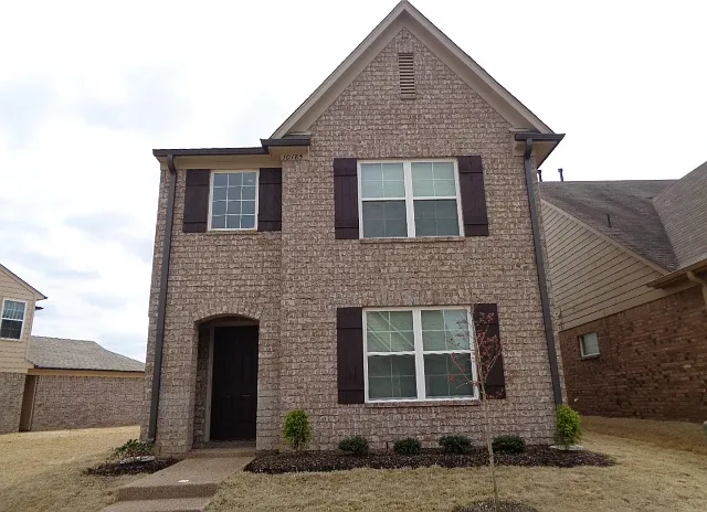 10185 Sorrento Pl — Photo 1